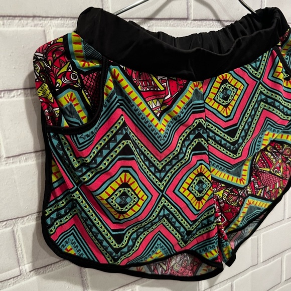 EMME JORDAN women printed elastic waist shorts/size L - Picture 3 of 6